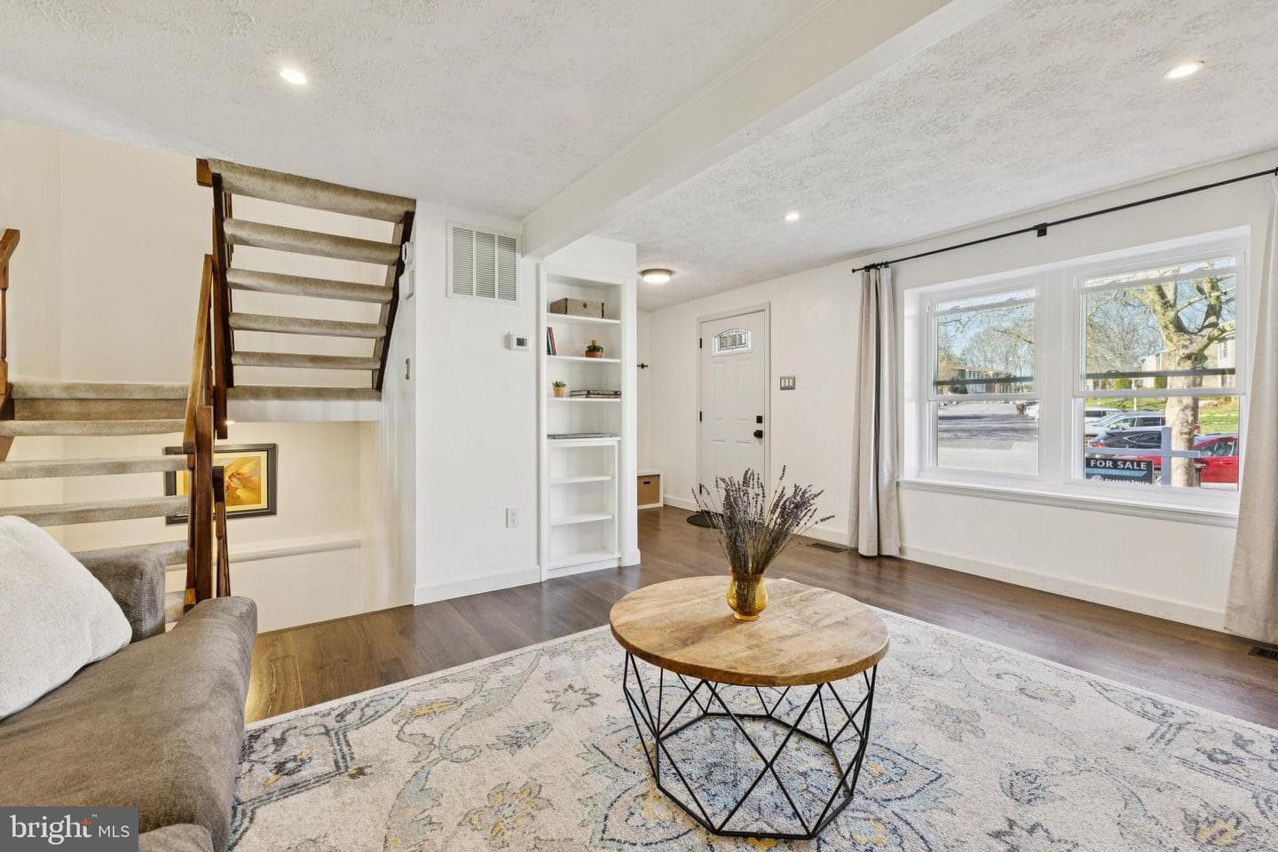 5851 Rock Forest Court photo 4