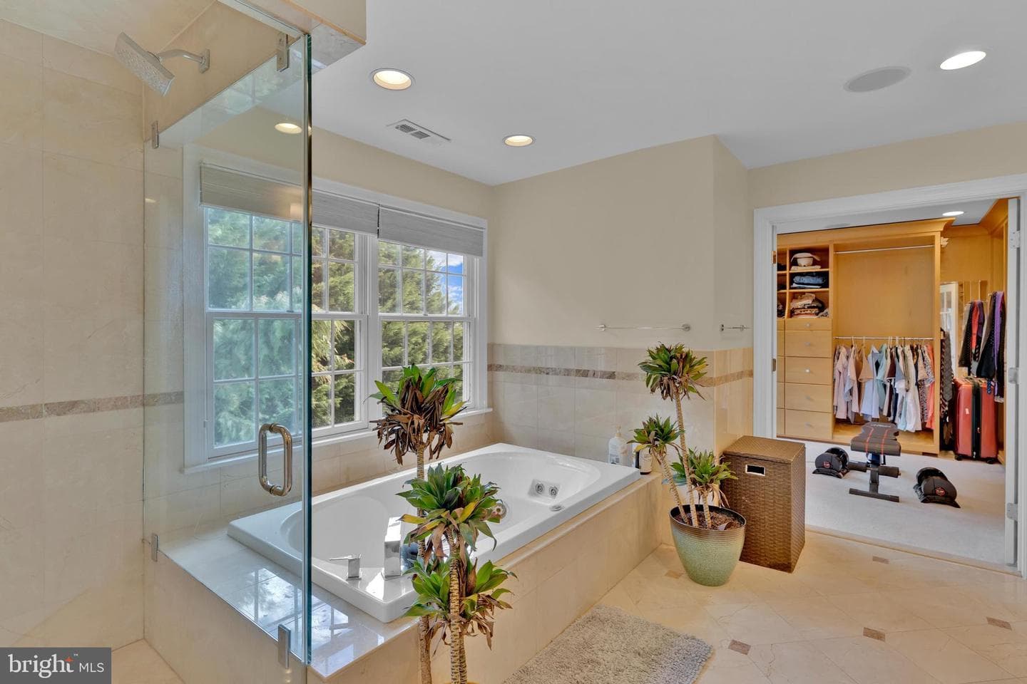 1502 Chain Bridge Court photo 27