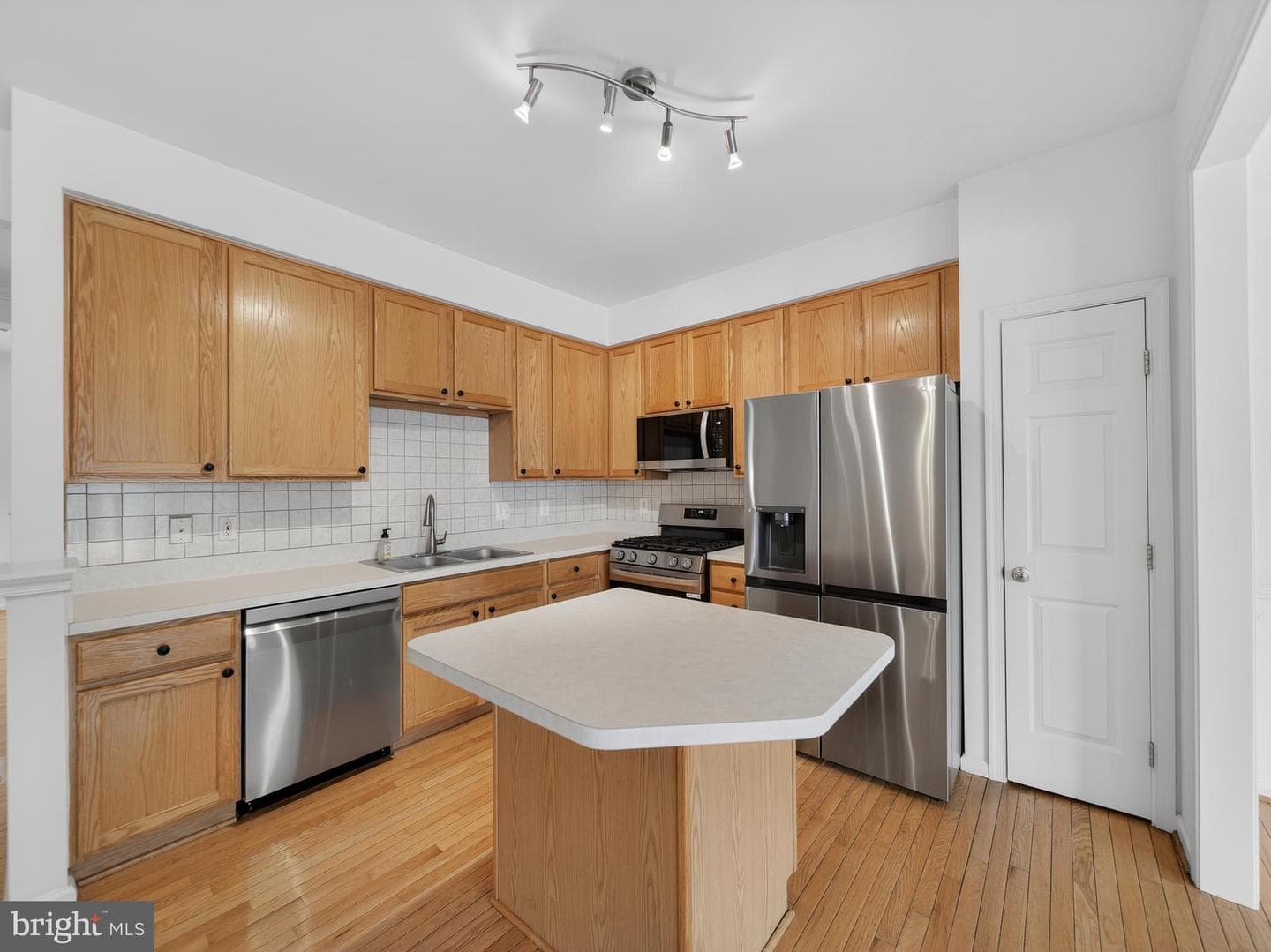 13662 Saint Johns Wood Place photo 18