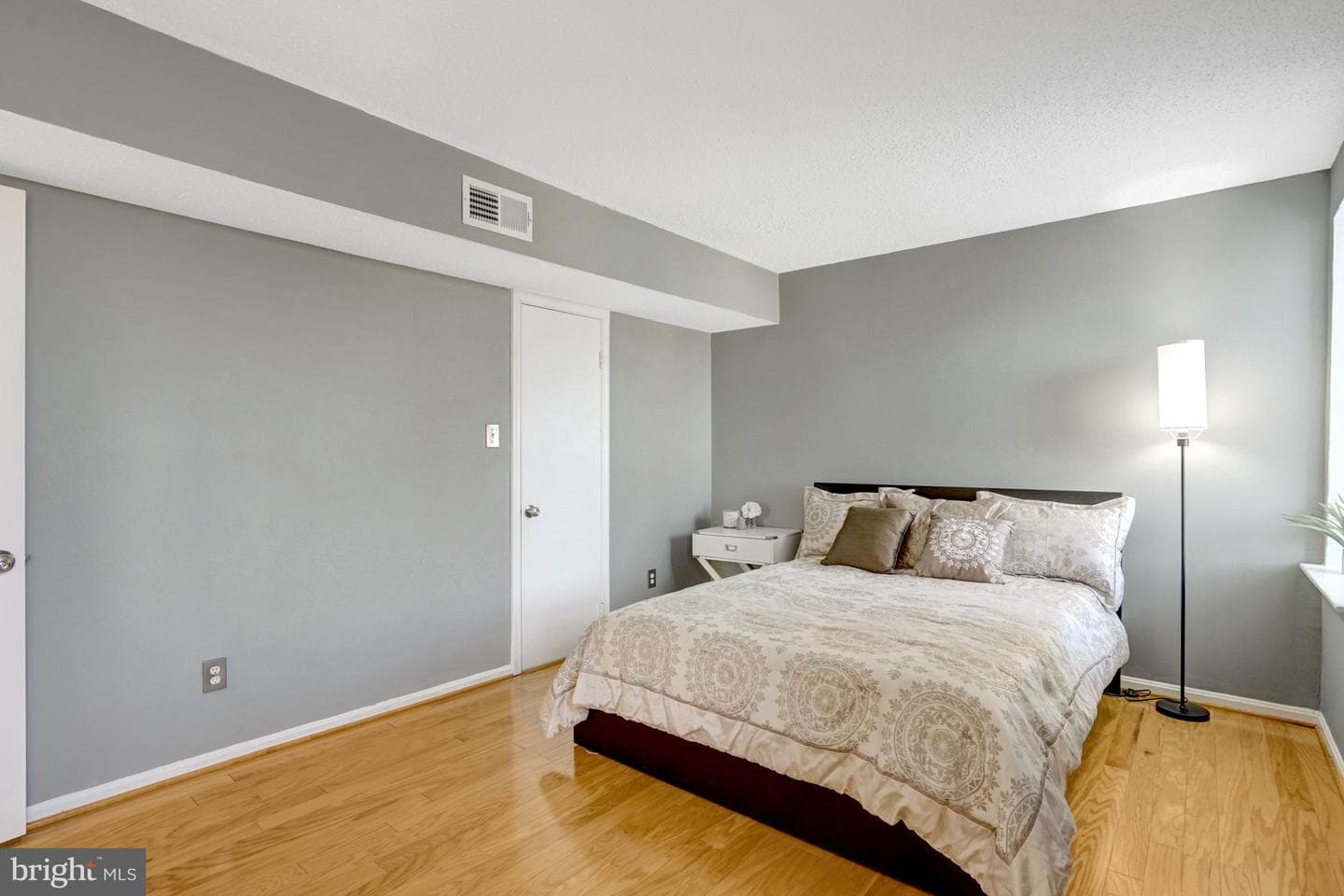 3113 Patrick Henry Drive #533 photo 22