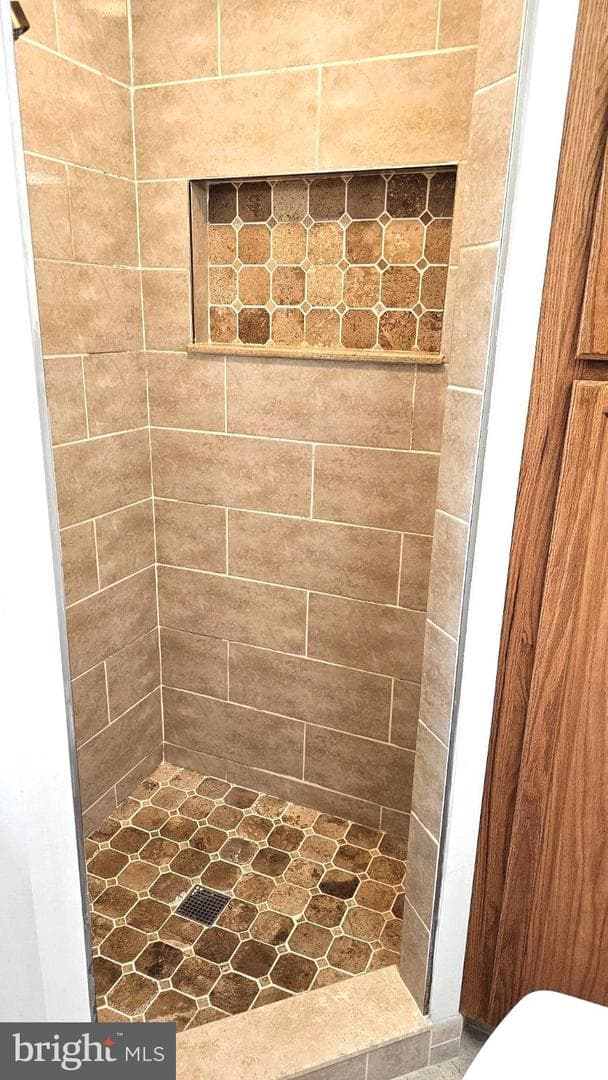 6809 Ruskin Street photo 29