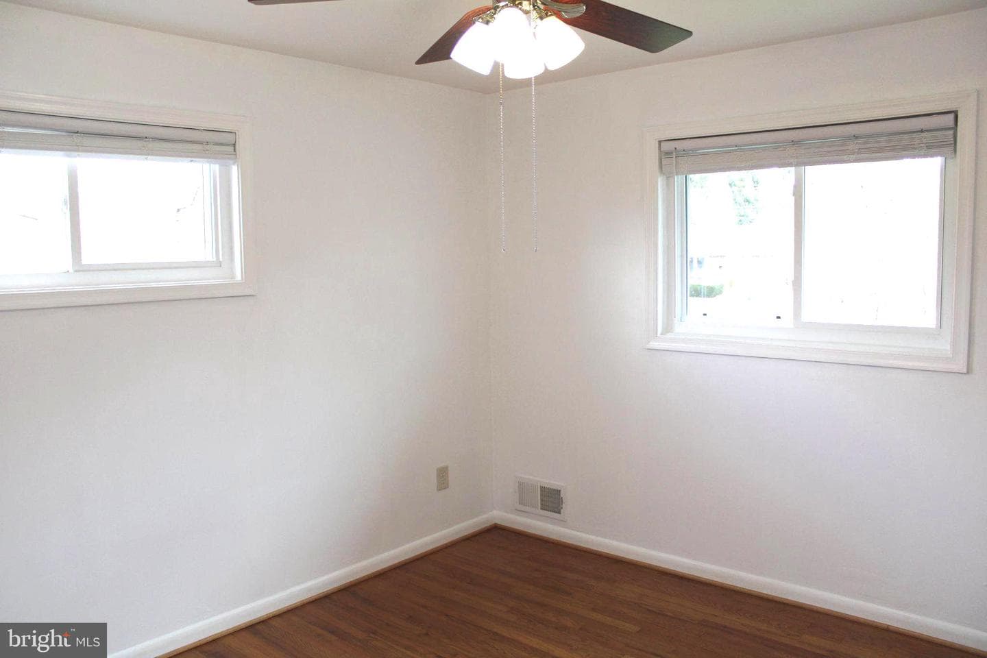 6809 Ruskin Street photo 36