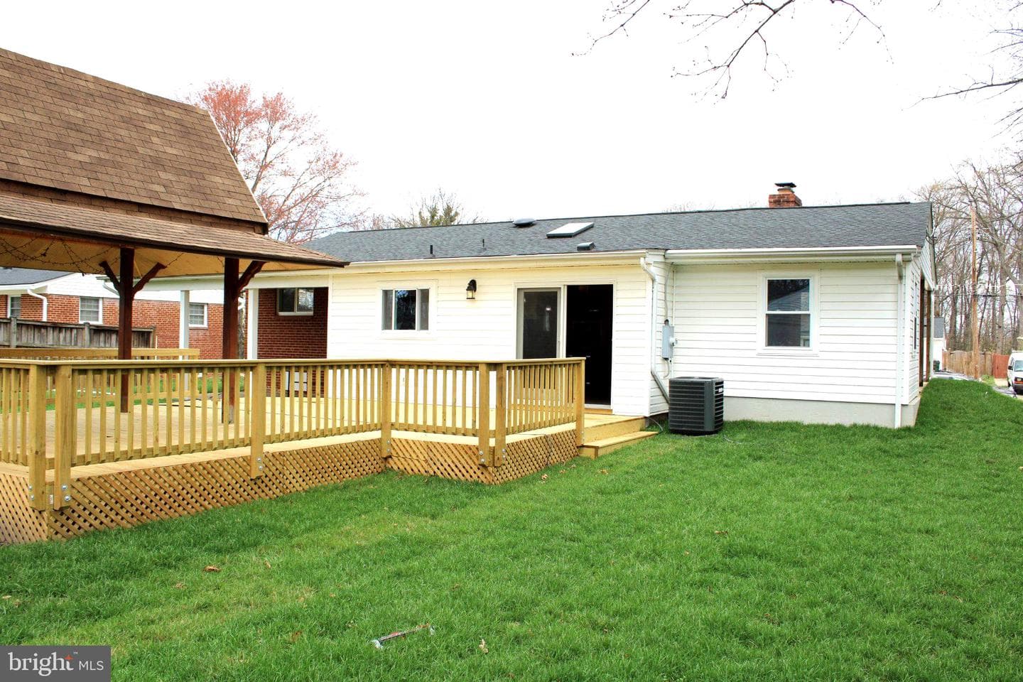6809 Ruskin Street photo 6