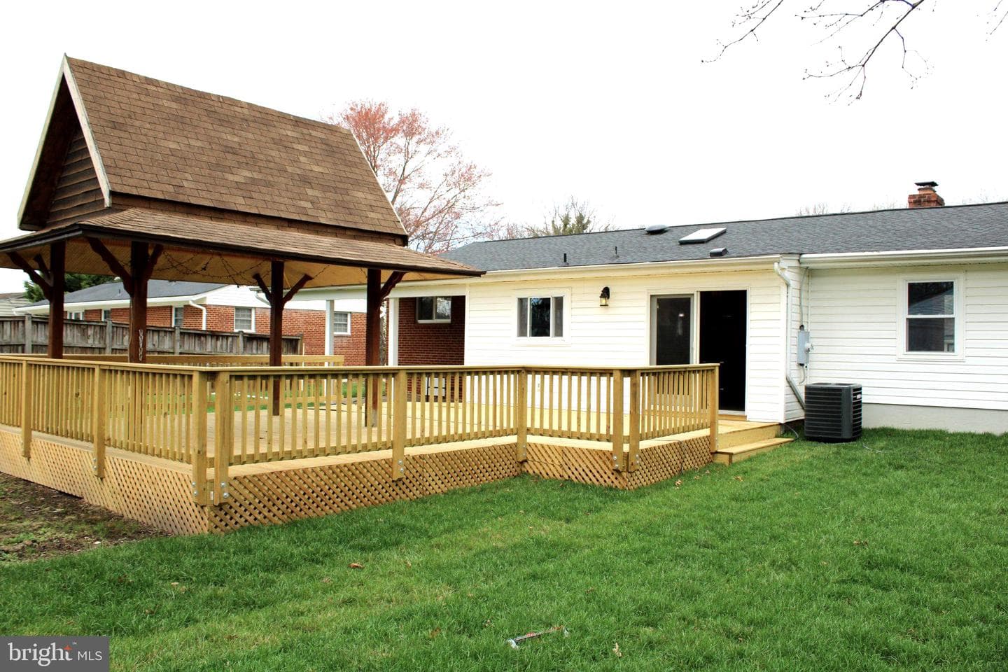 6809 Ruskin Street photo 7