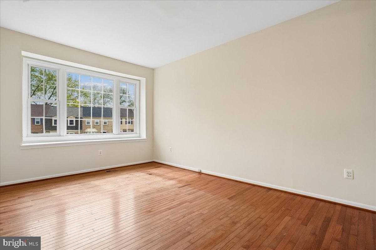 9752 High Water Court photo 3