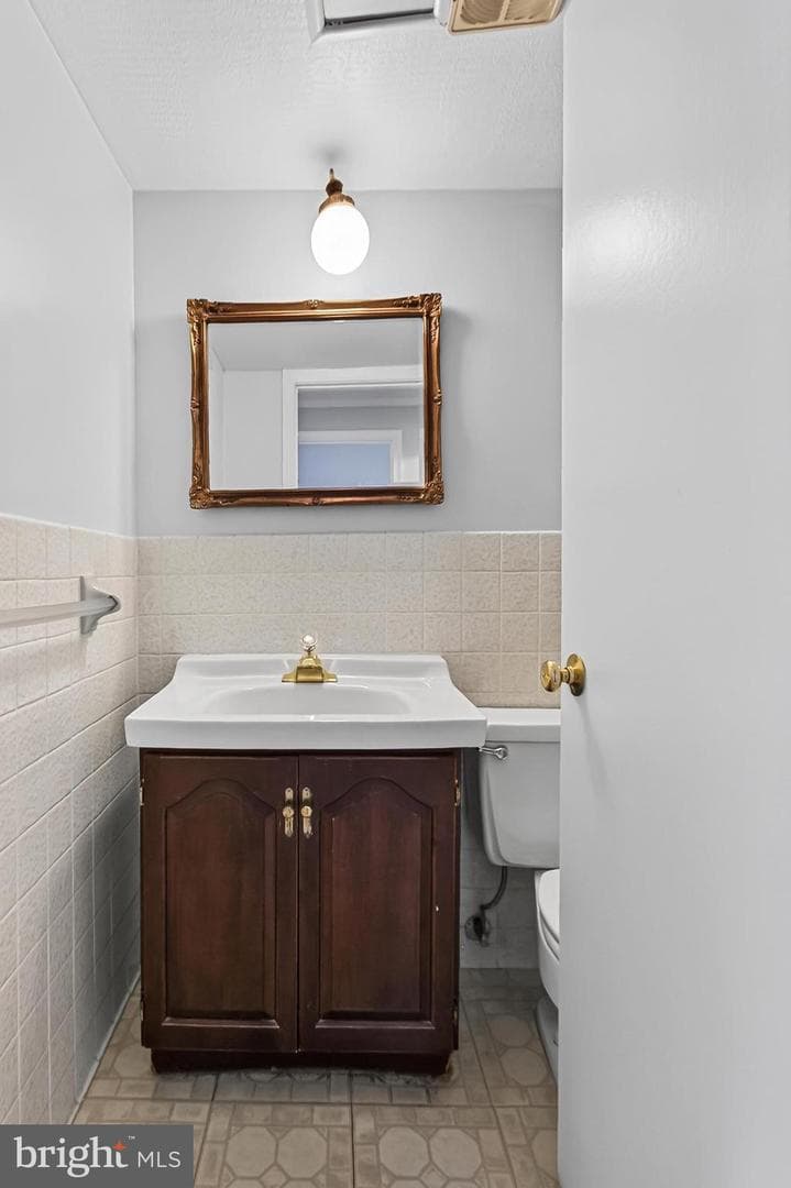 4019 Robertson Boulevard photo 38