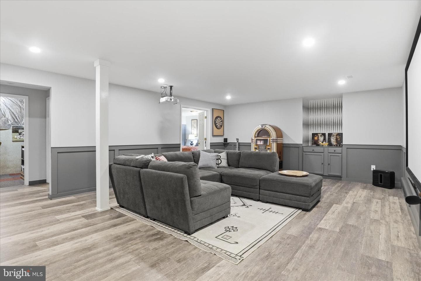8006 Oak Hollow Lane photo 28