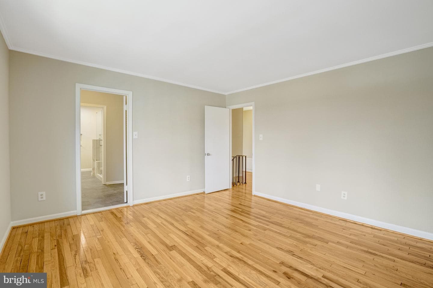 8523 Lakinhurst Lane photo 32