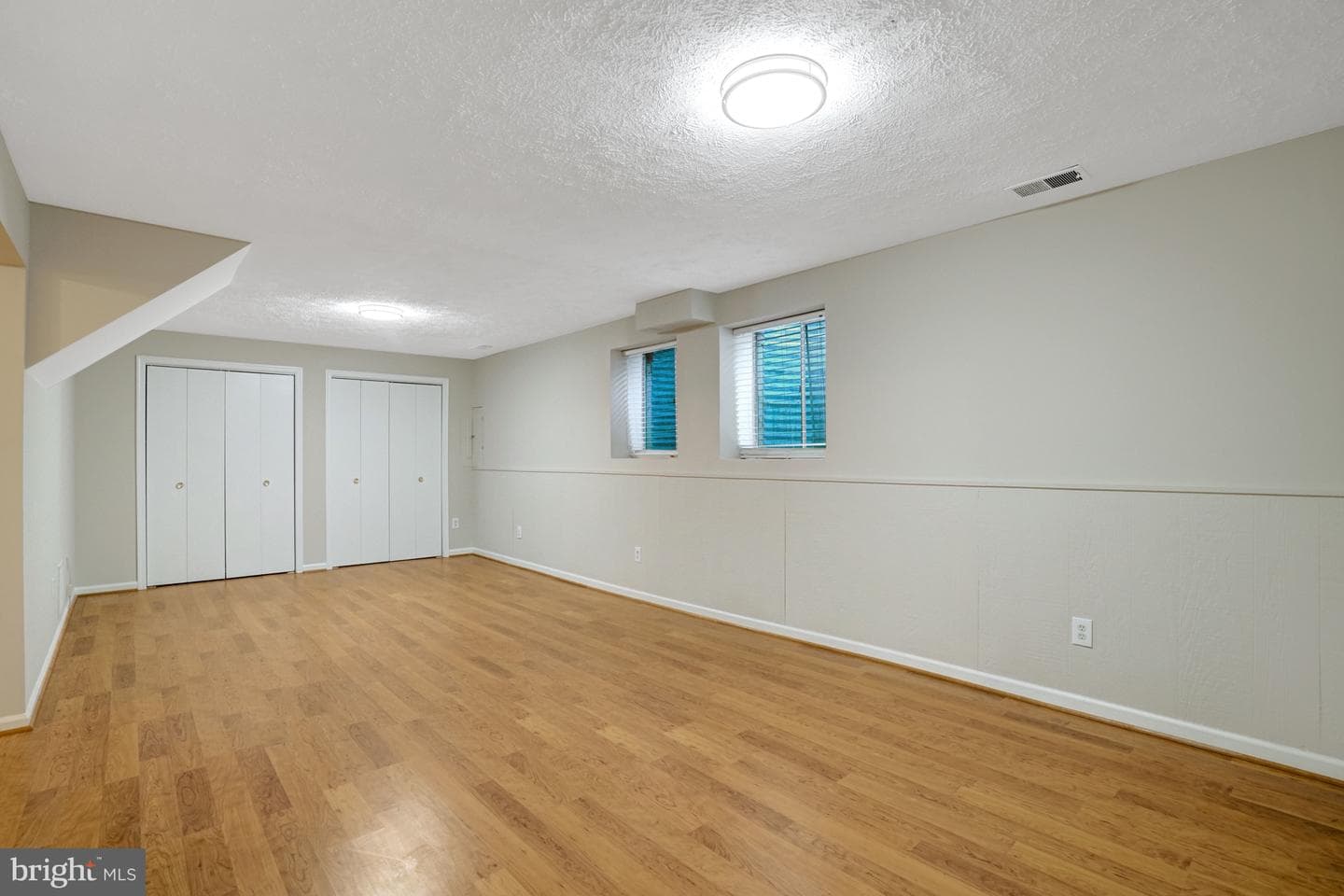8523 Lakinhurst Lane photo 57