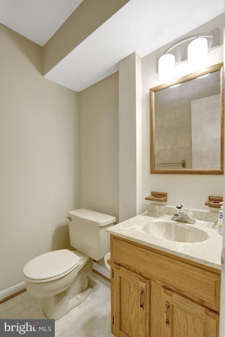 8523 Lakinhurst Lane photo 60