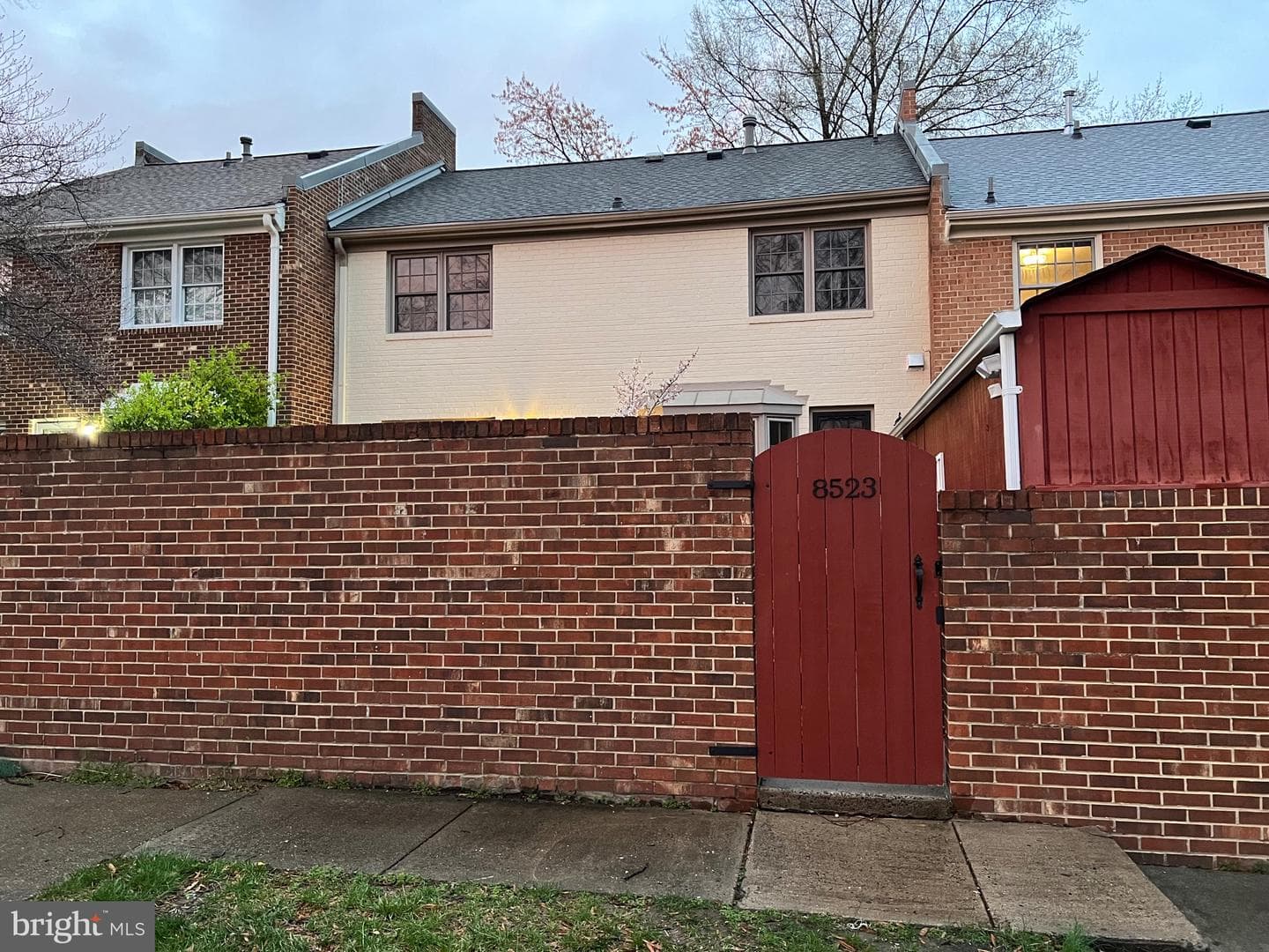 8523 Lakinhurst Lane photo 70