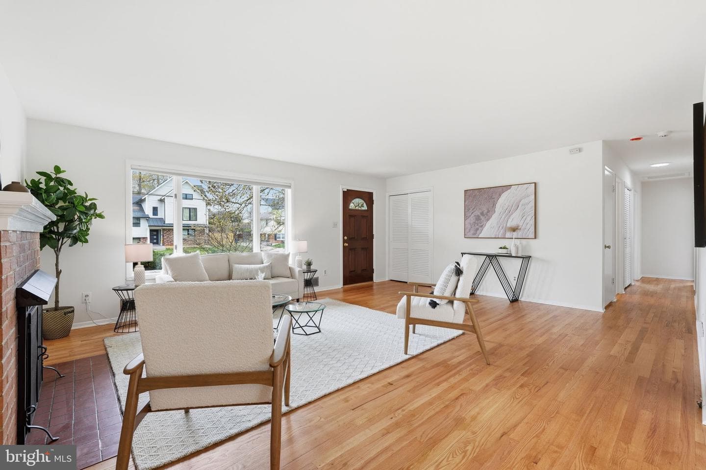 8110 Carrick Lane photo 8