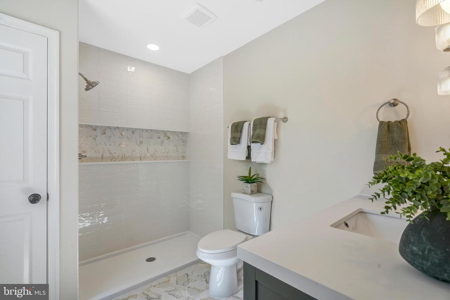 9810 Vertain Court photo 21