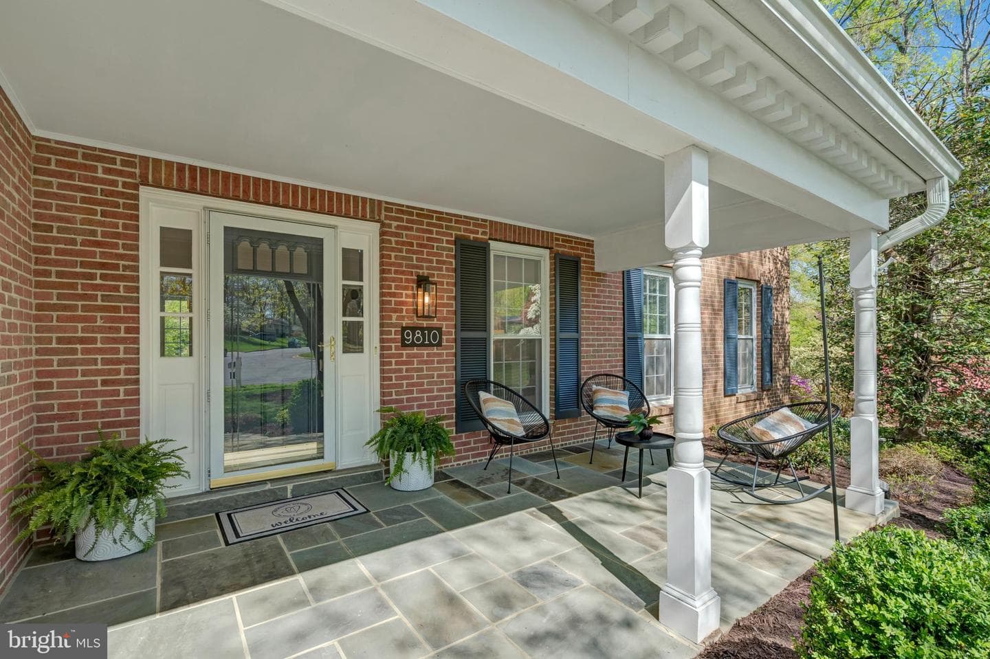9810 Vertain Court photo 3