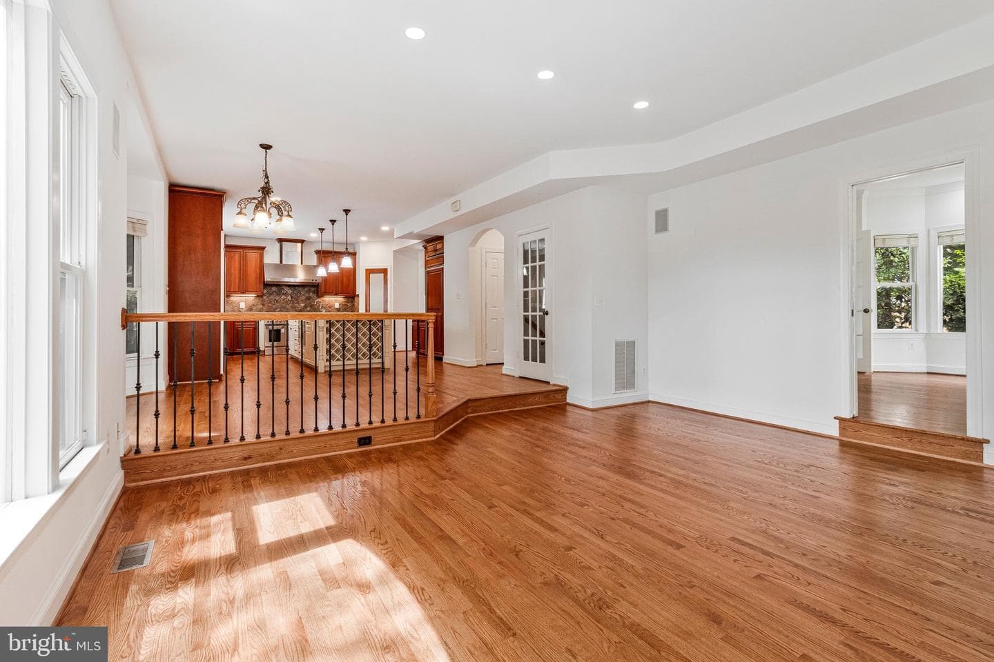 6312 Maryview Street photo 16
