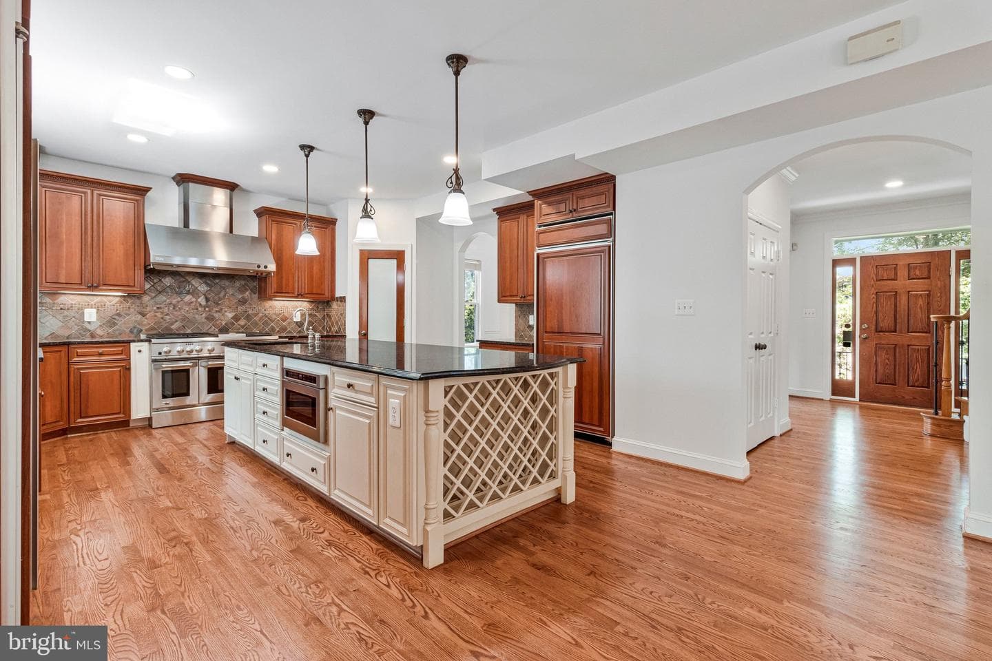 6312 Maryview Street photo 23