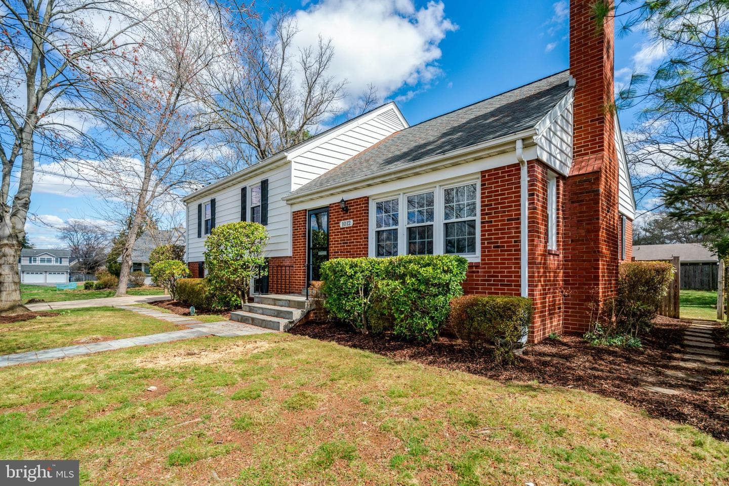 1012 Croton Drive photo 4
