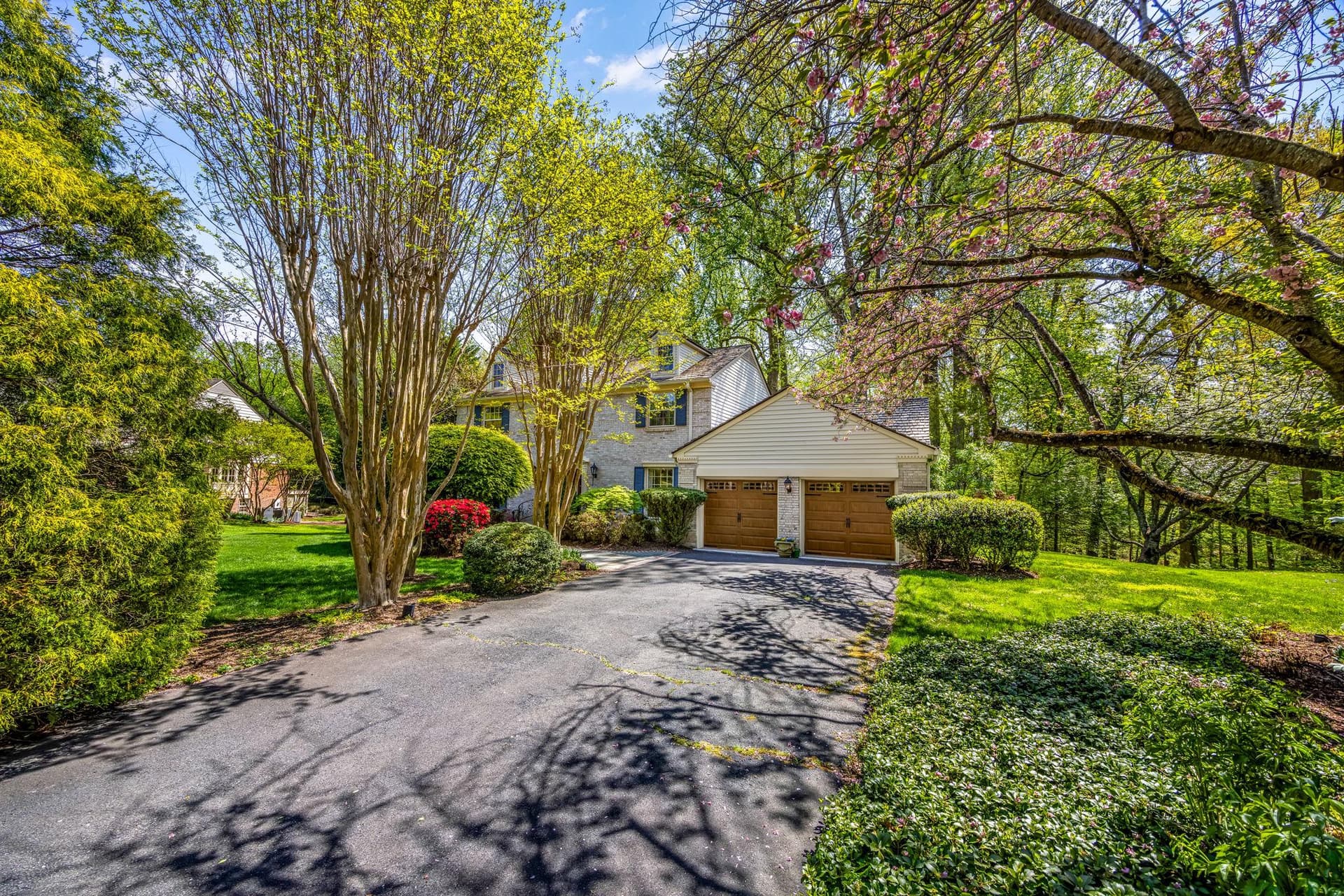 718 Ridge Drive photo 4