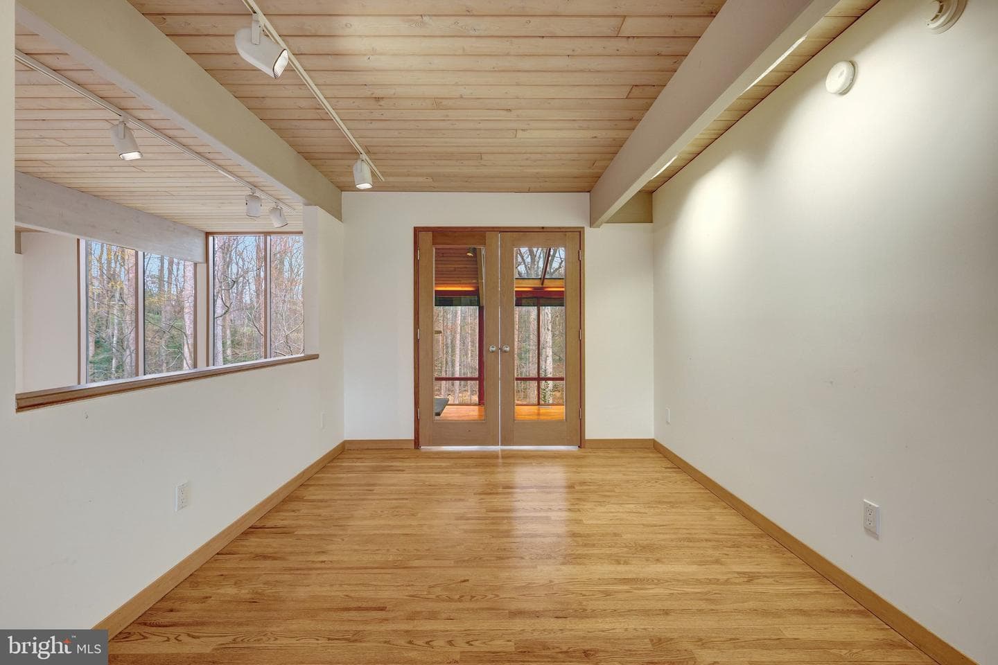8620 Polk Street photo 17