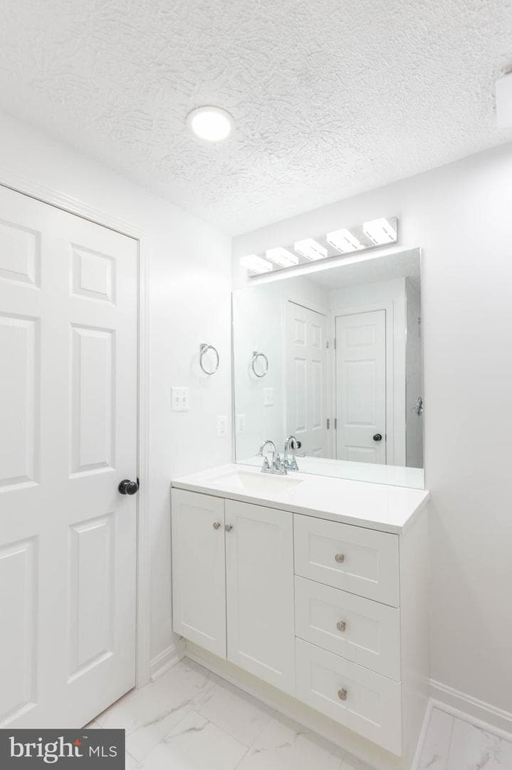 5814 Rock Forest Court photo 27