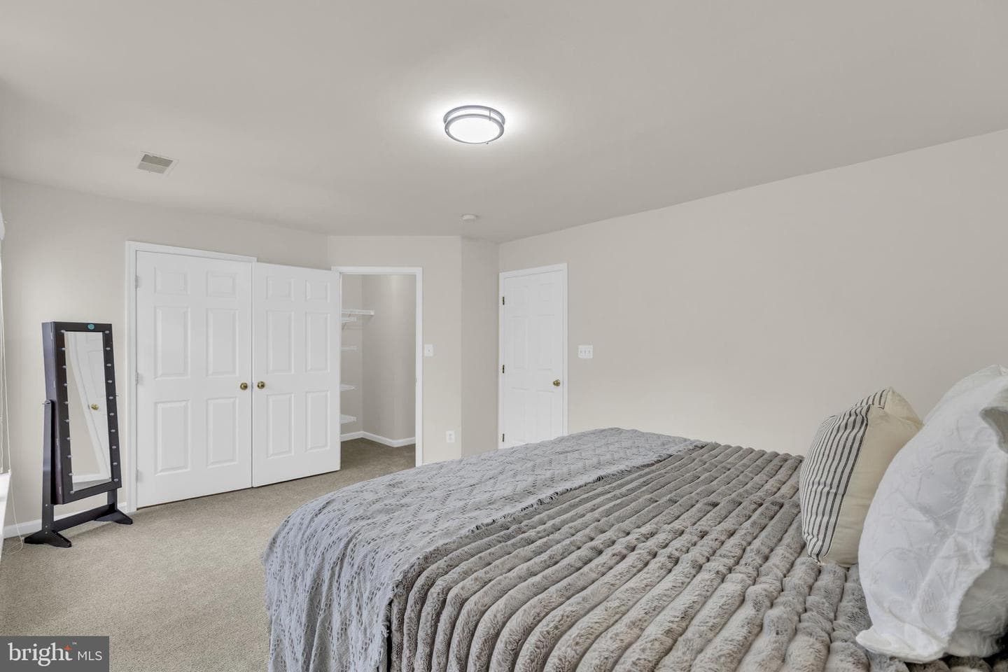 2579 Sutters Mill Drive photo 22