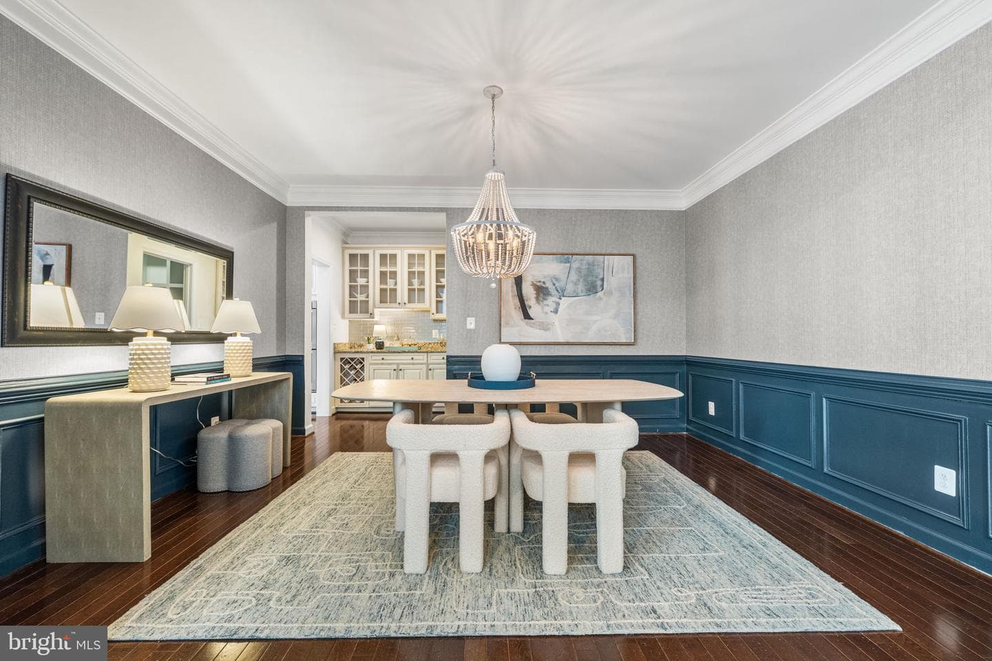 8032 Washington Road photo 5