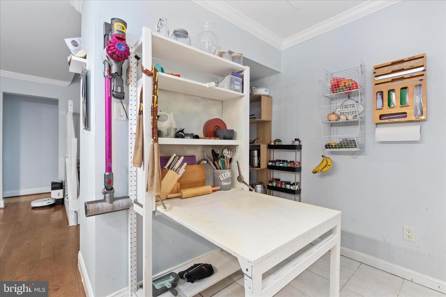 3948 Woodhue Place #18 photo 11