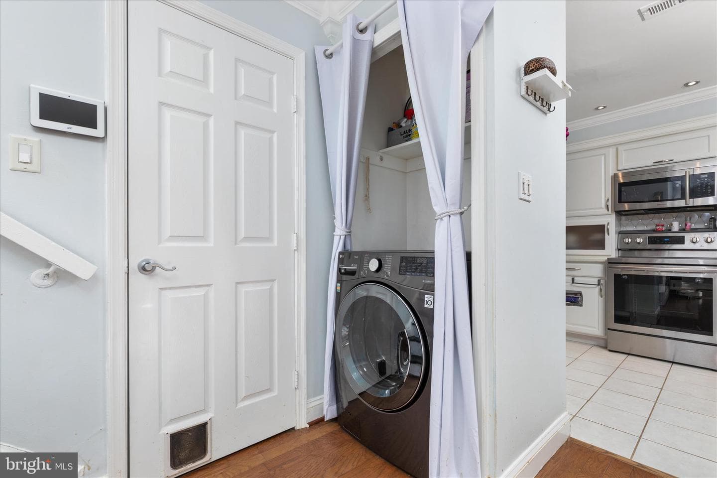 3948 Woodhue Place #18 photo 7
