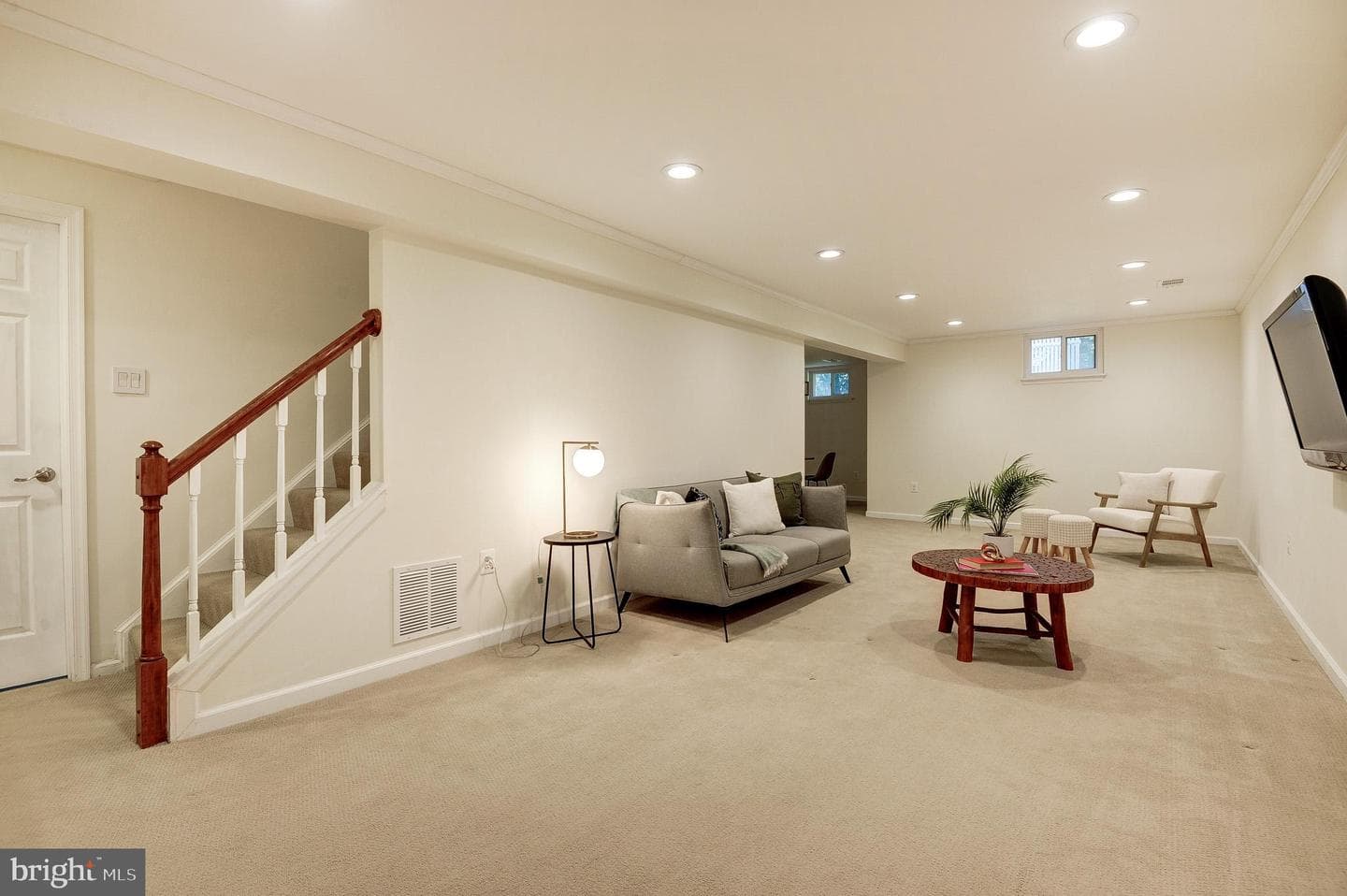 7985 Foxmoor Drive photo 44