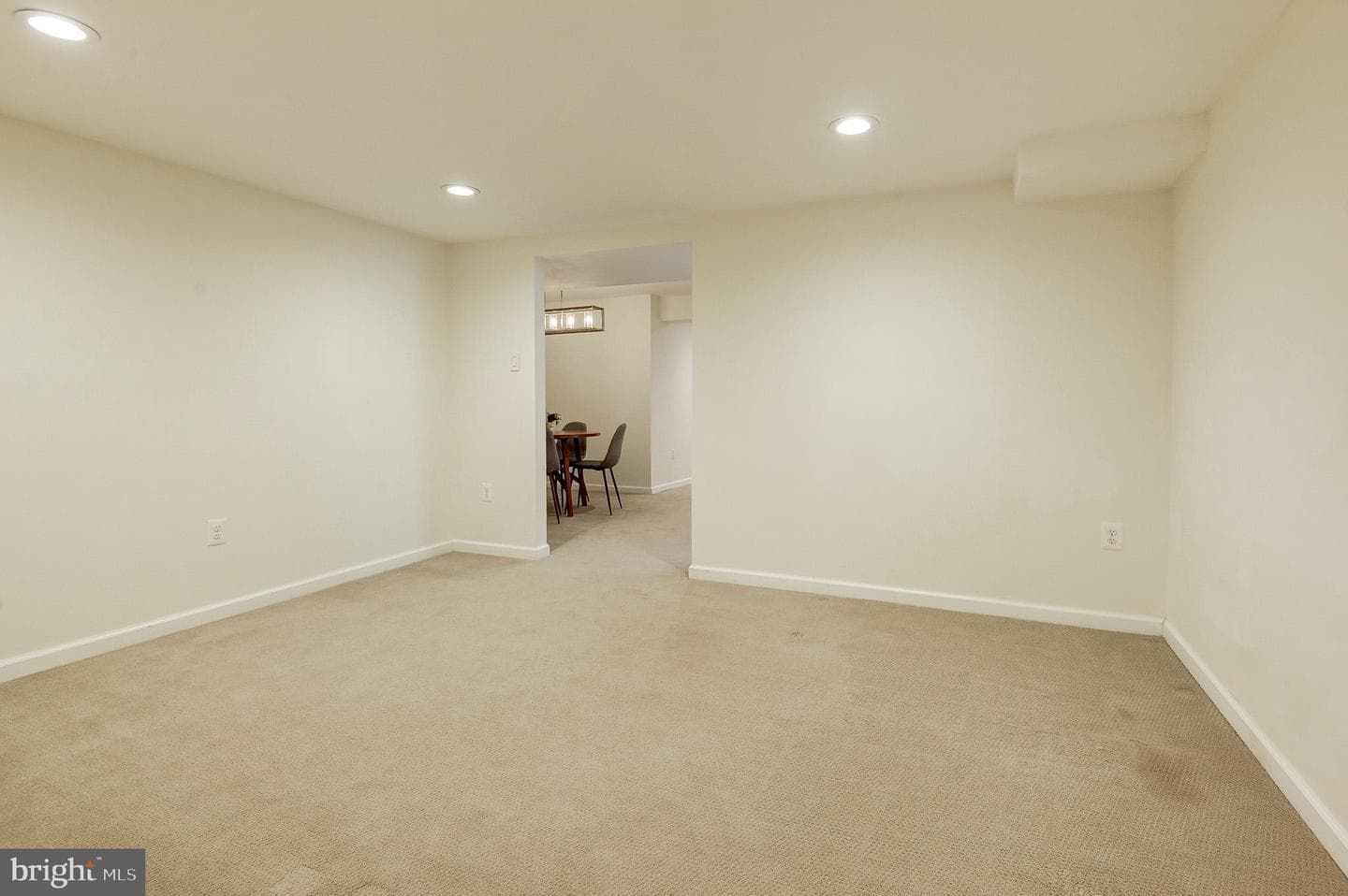 7985 Foxmoor Drive photo 53