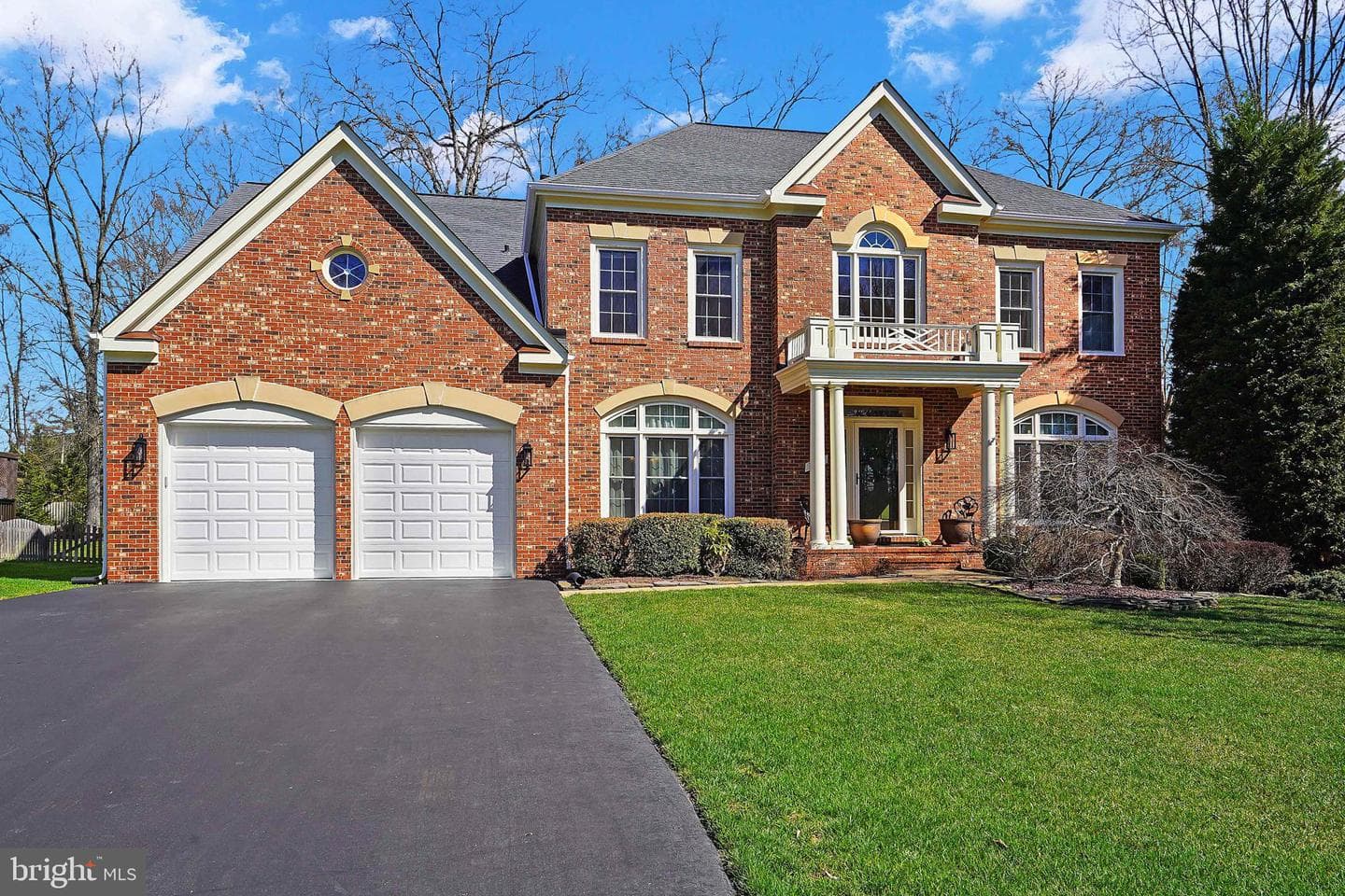 7366 Hunters Oak Court photo 2