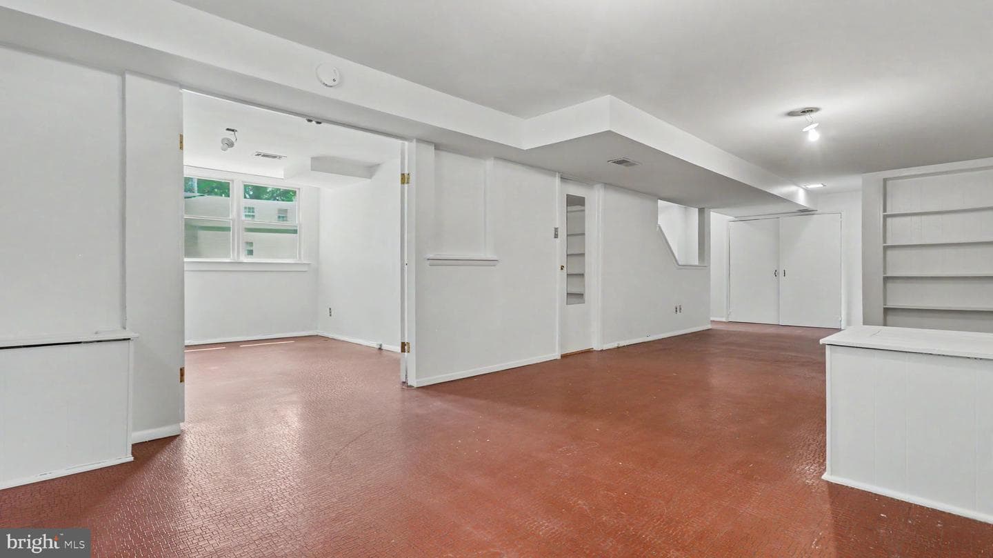 2503 Cavendish Drive photo 46