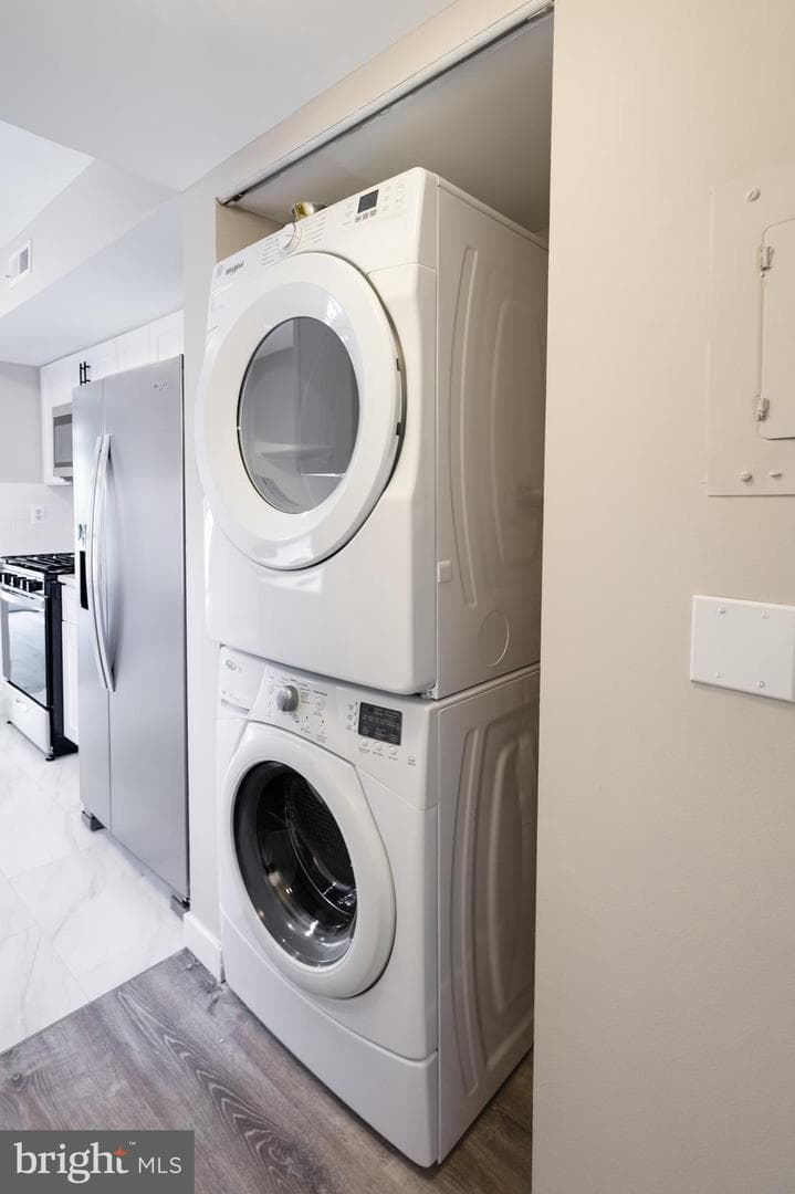 2054 Royal Fern Court #24/21b photo 18