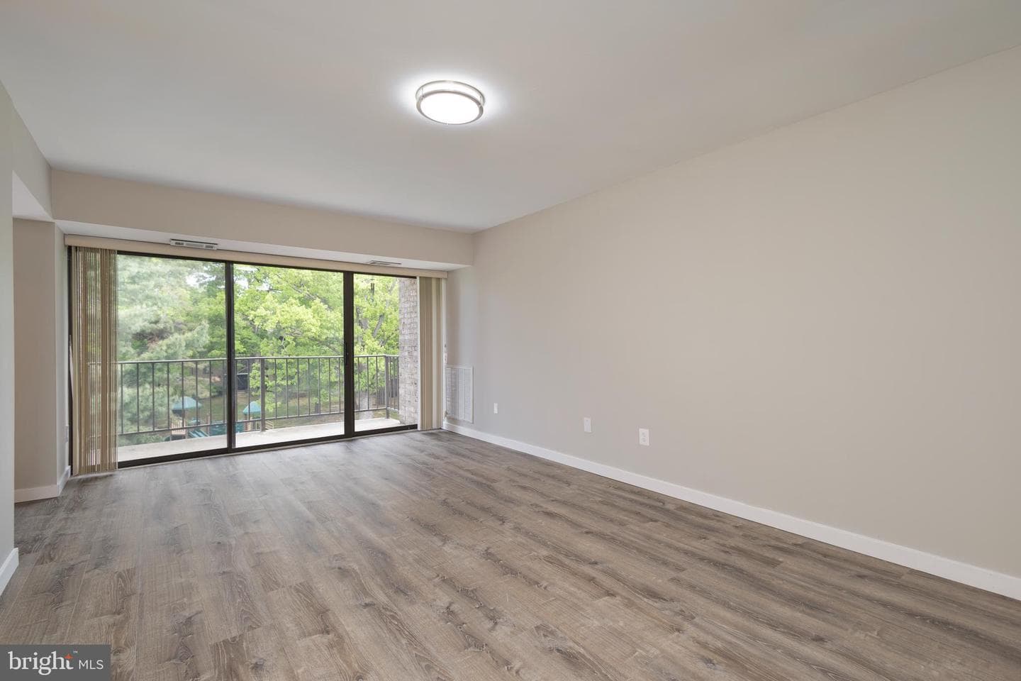 2054 Royal Fern Court #24/21b photo 6