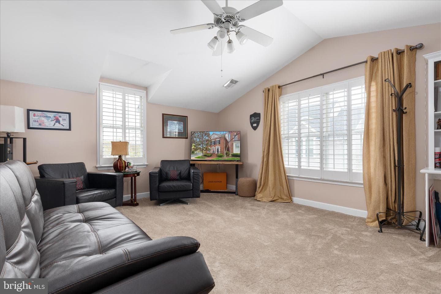 1401 Buena Vista Avenue photo 40