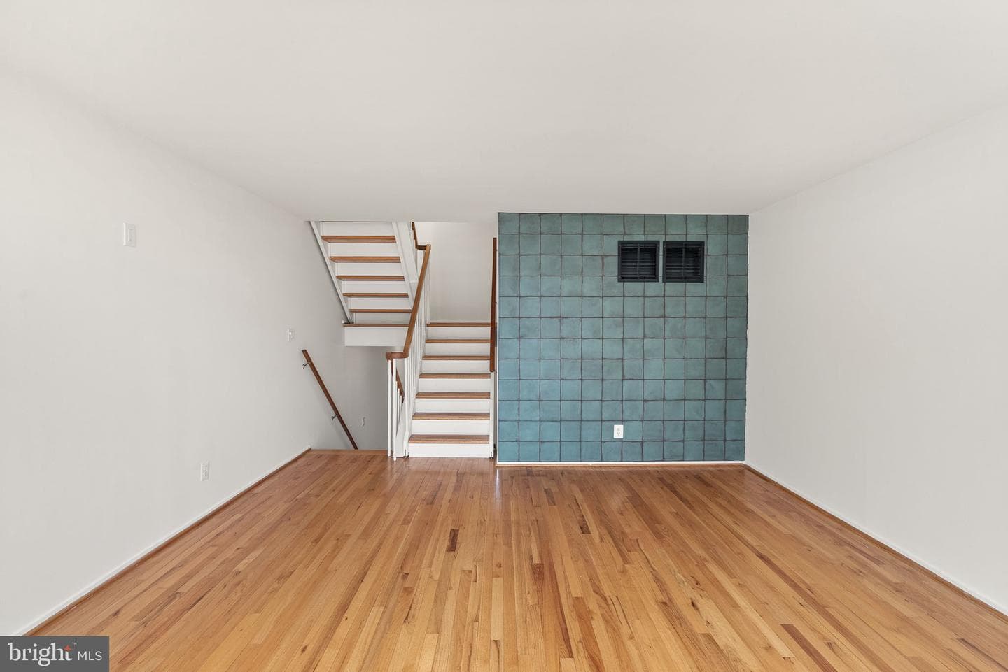 11465 Washington Plaza W photo 13