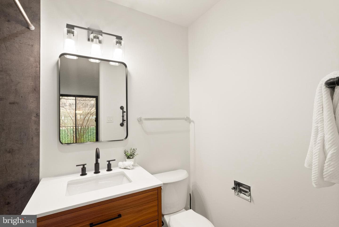 11465 Washington Plaza W photo 21