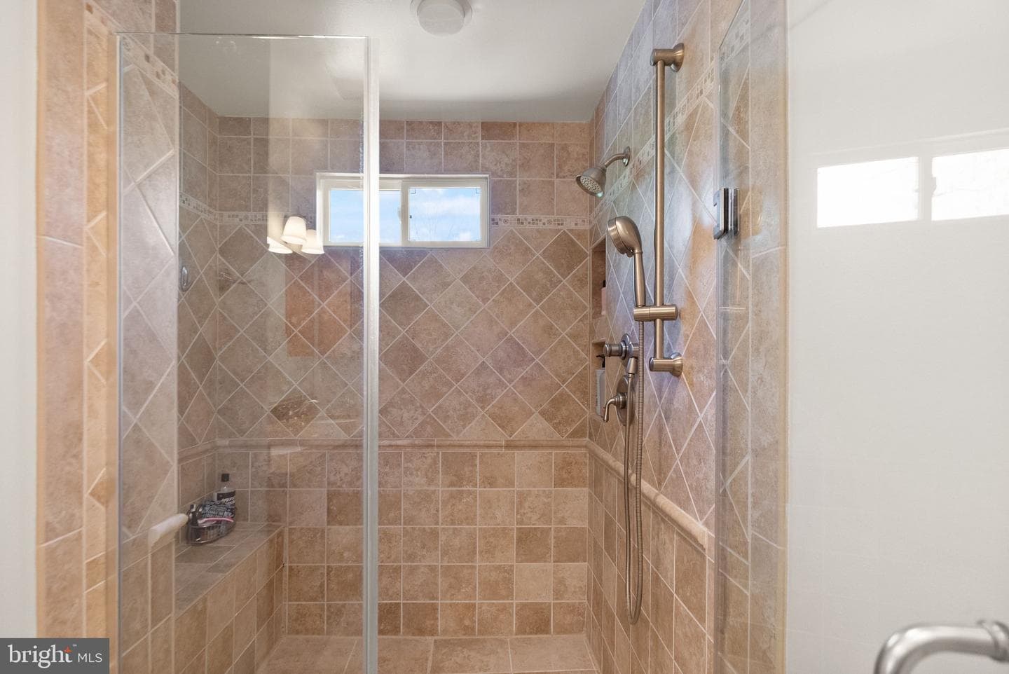 11809 Wayland Street photo 39