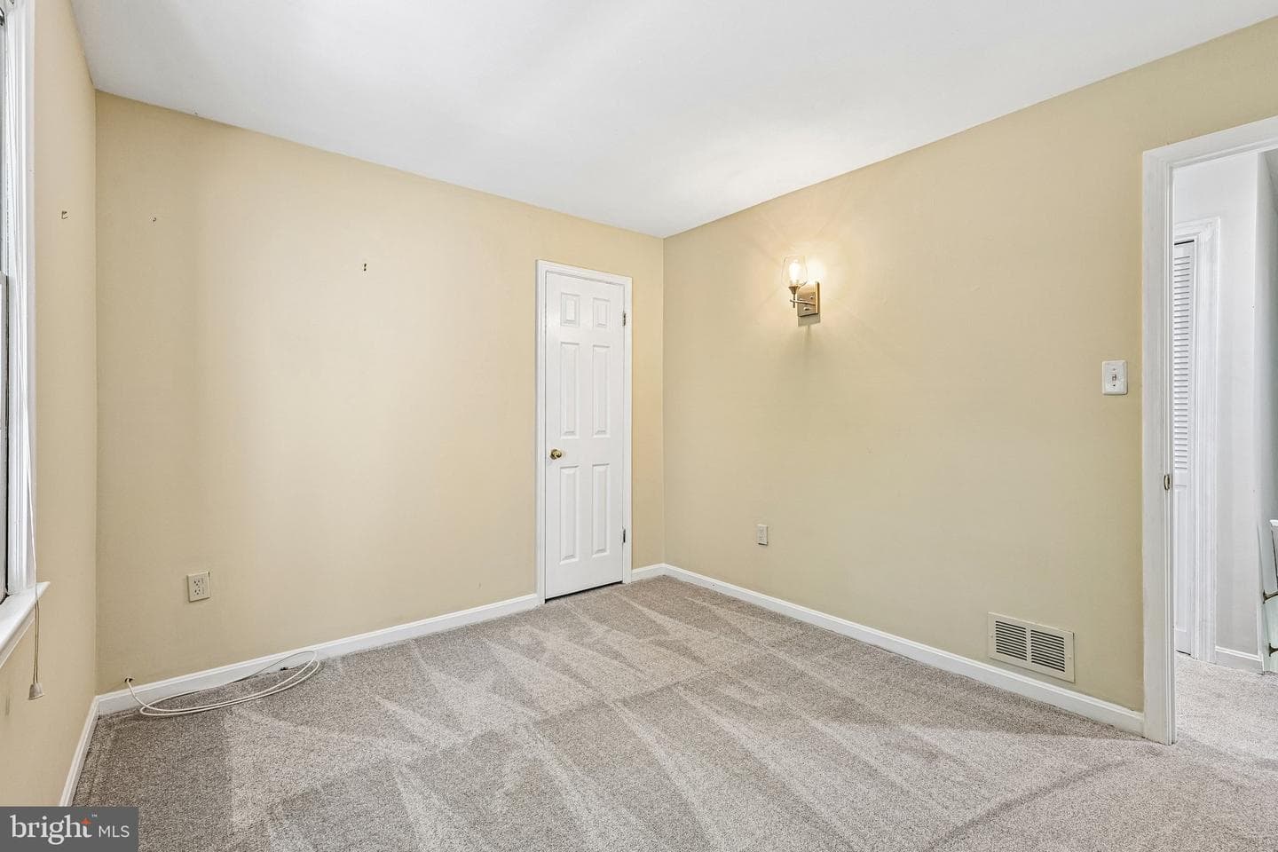 2484 Freetown Drive photo 29