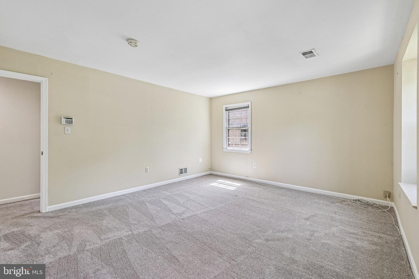 2484 Freetown Drive photo 34