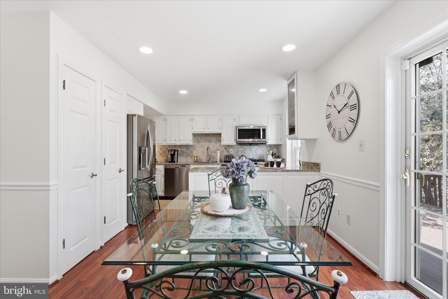 2184 Pond View Court photo 17