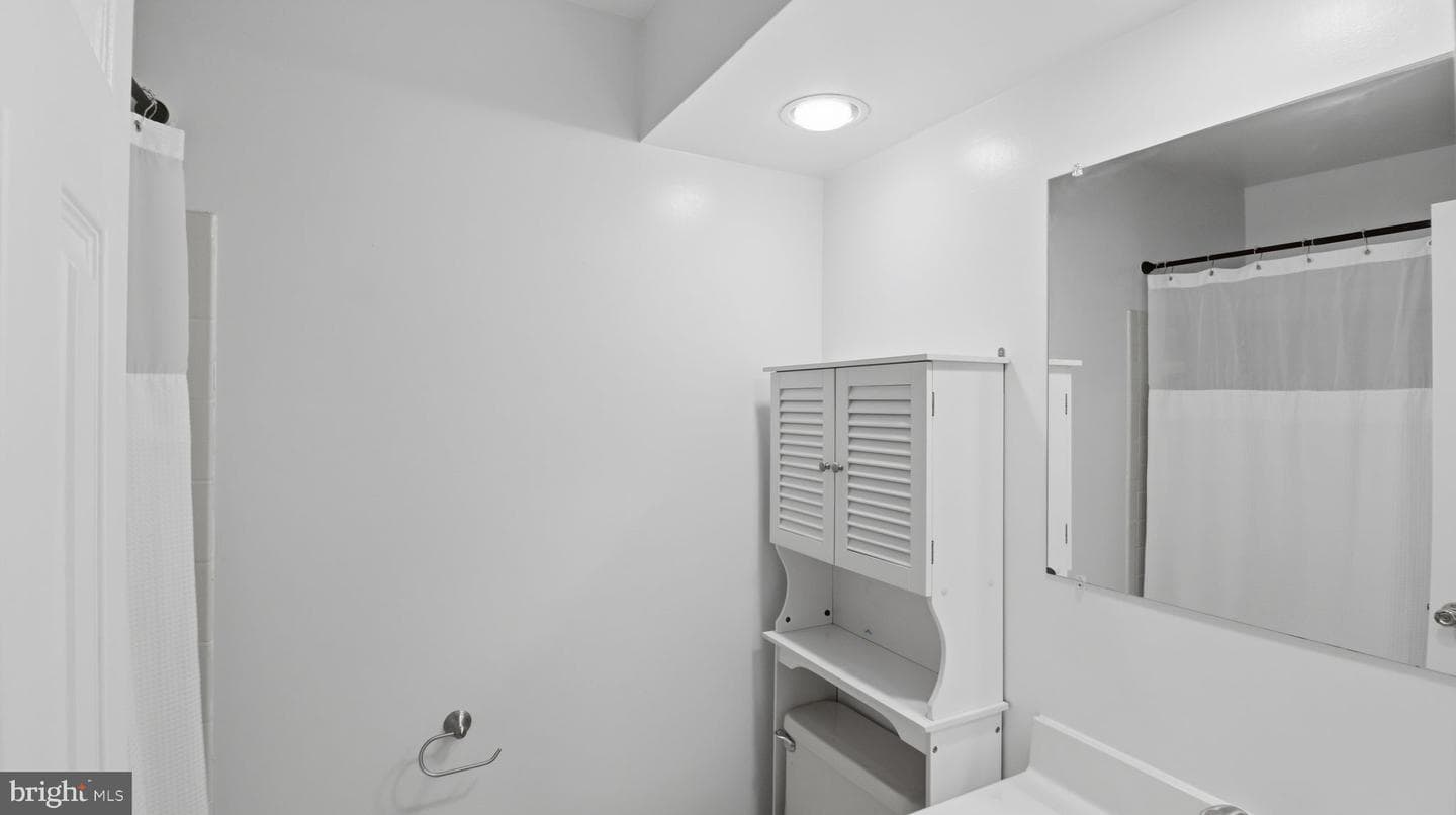 14445 Salisbury Plain Court photo 23