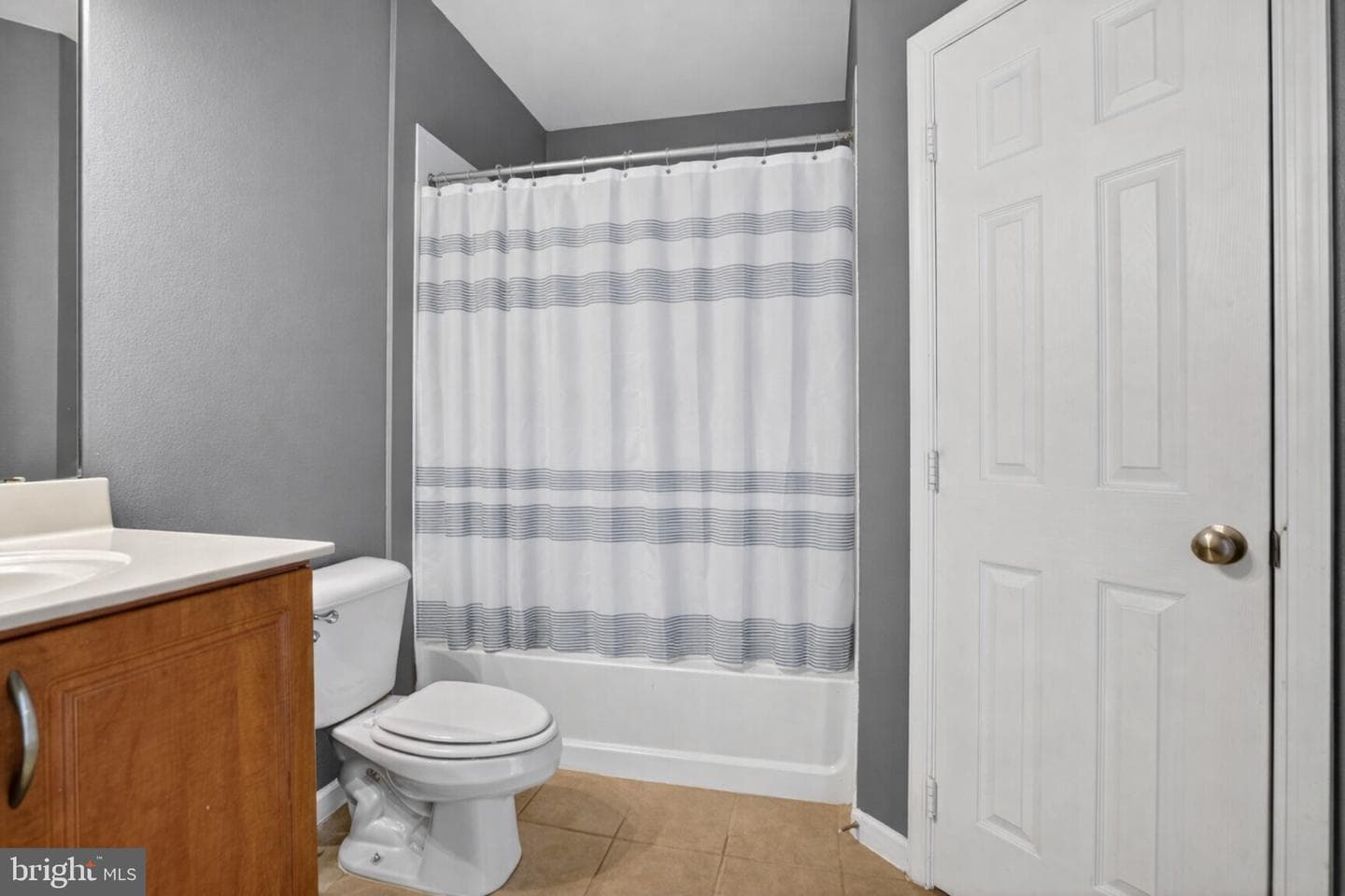 12144 Garden Grove Circle #301 photo 18