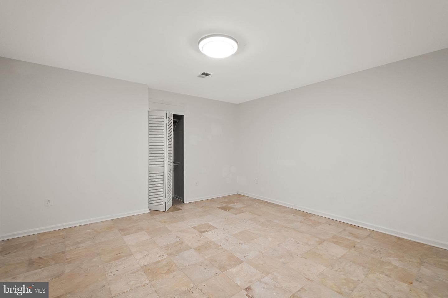 12187 Brecknock Street photo 49
