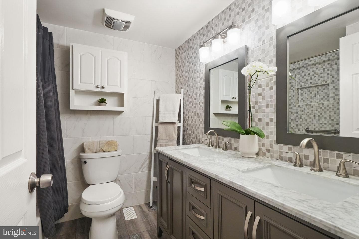 8282 Morning Dew Court photo 33