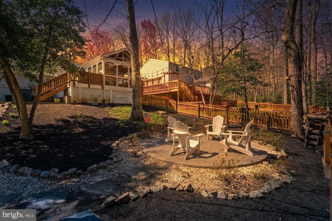 8282 Morning Dew Court photo 4