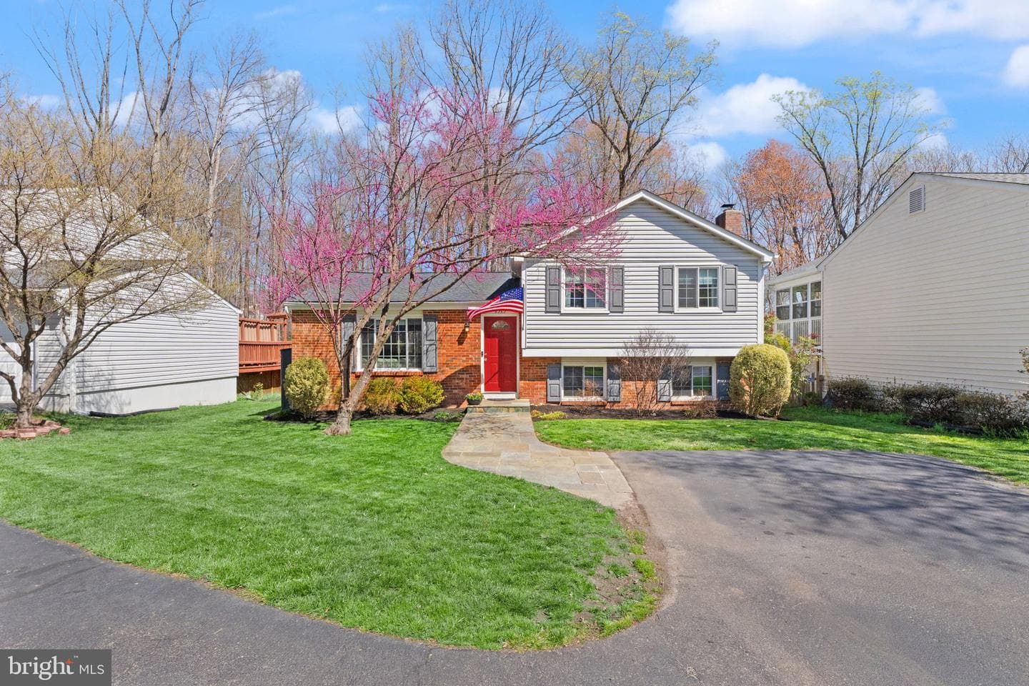 8282 Morning Dew Court photo 5