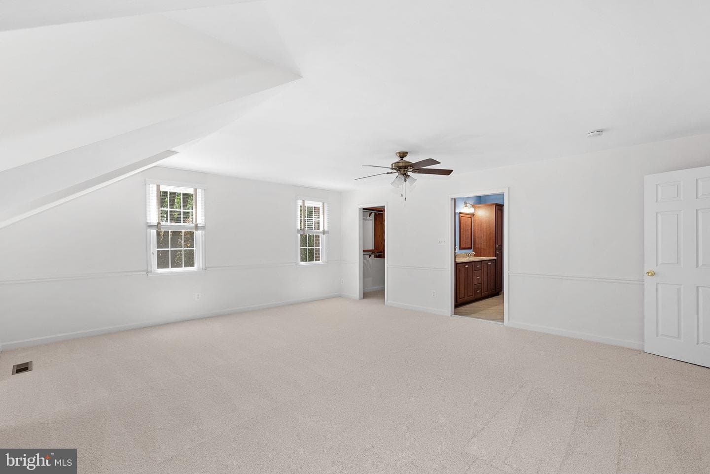 12511 Chasbarb Terrace photo 32