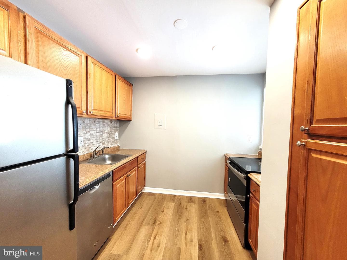 3245 Rio Drive #806 photo 18