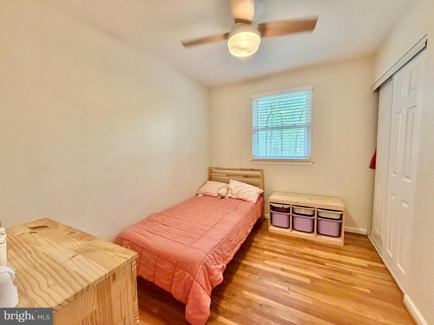 8467 Thames Street photo 14